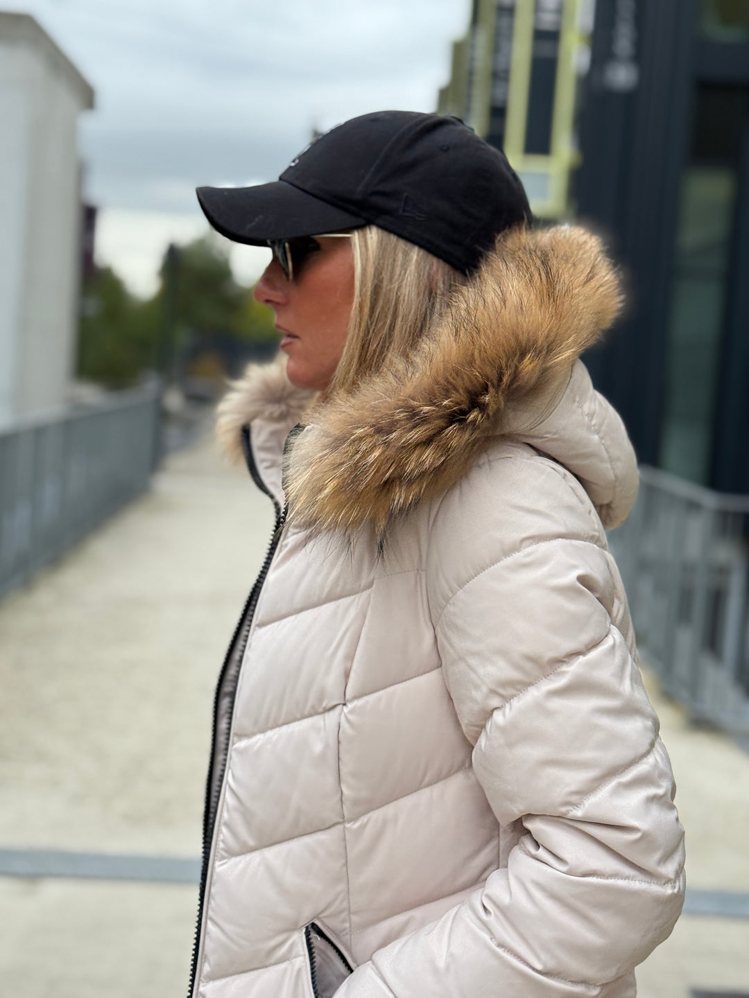 Doudoune milong capuche fourrure authentique Beige 8243(taille petit )