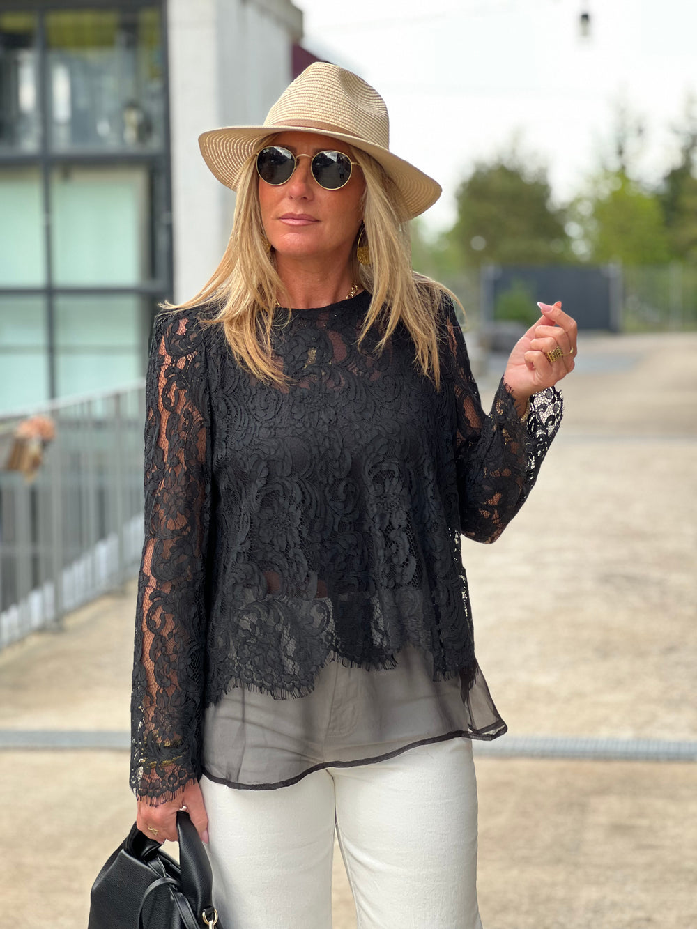 Blouse dentelle dos ouverte Noir 81059