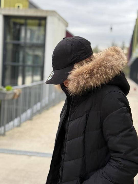 Doudoune milong capuche fourrure authentique Noir 8243 (taille petit )