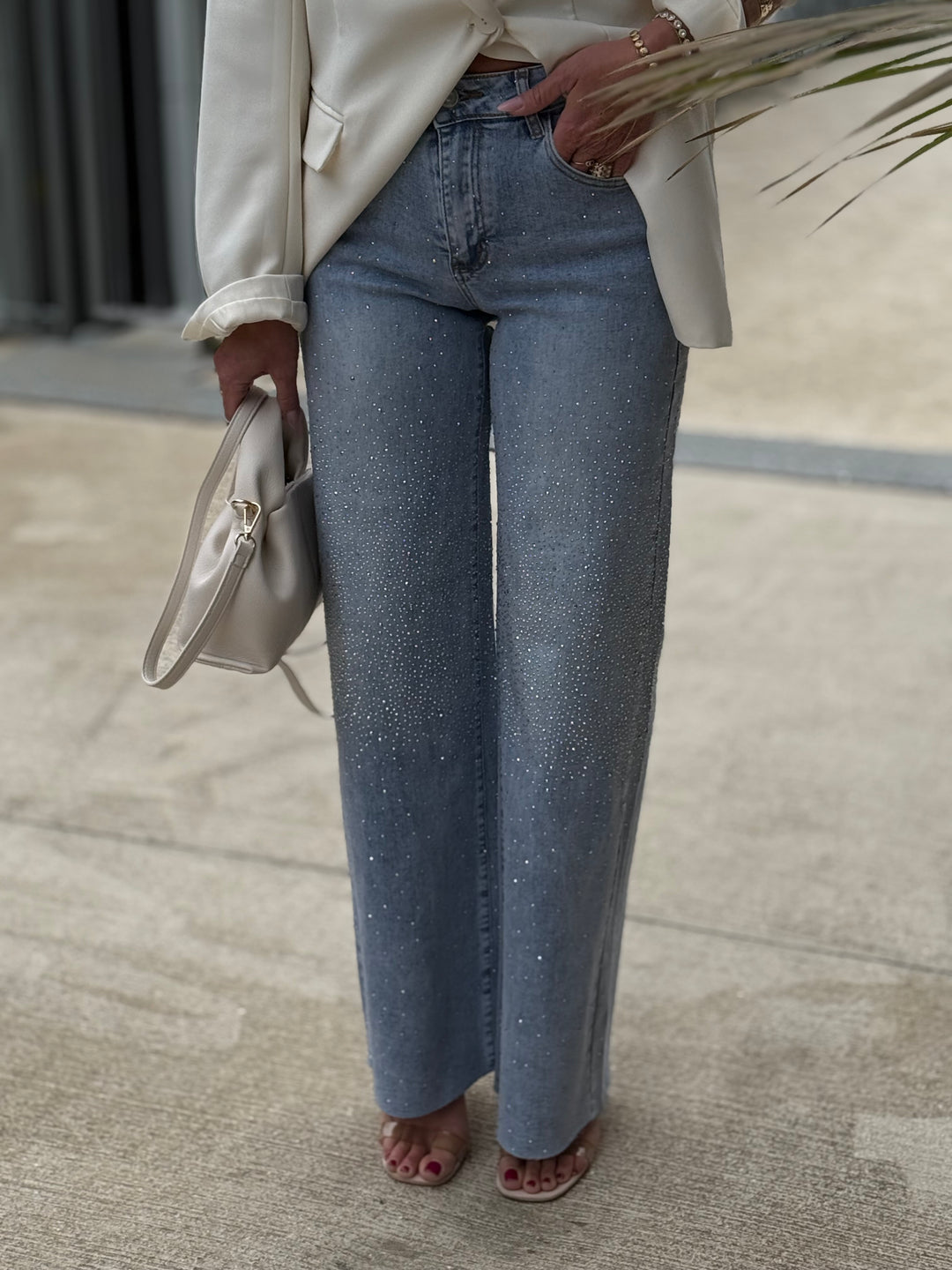 Jean strass coupe droite P7937 ( deux côtés strass)