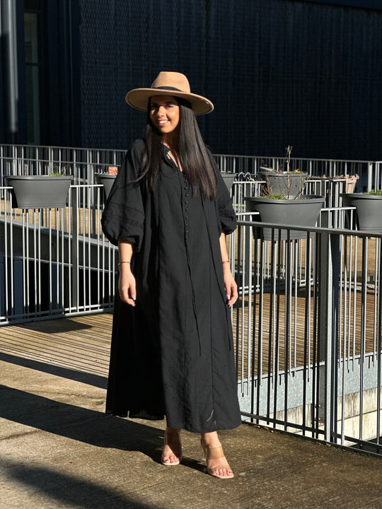 Robe noir bouffante /Qiu