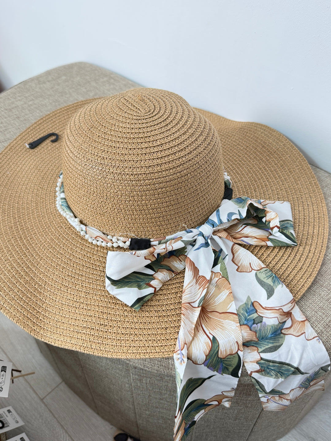 Chapeau N2