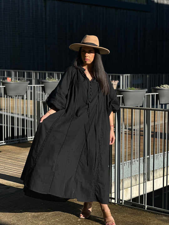 Robe noir bouffante /Qiu