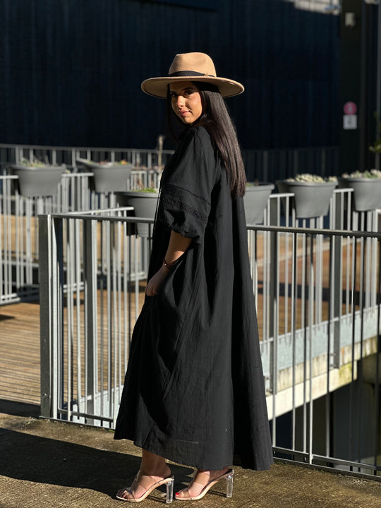 Robe noir bouffante /Qiu