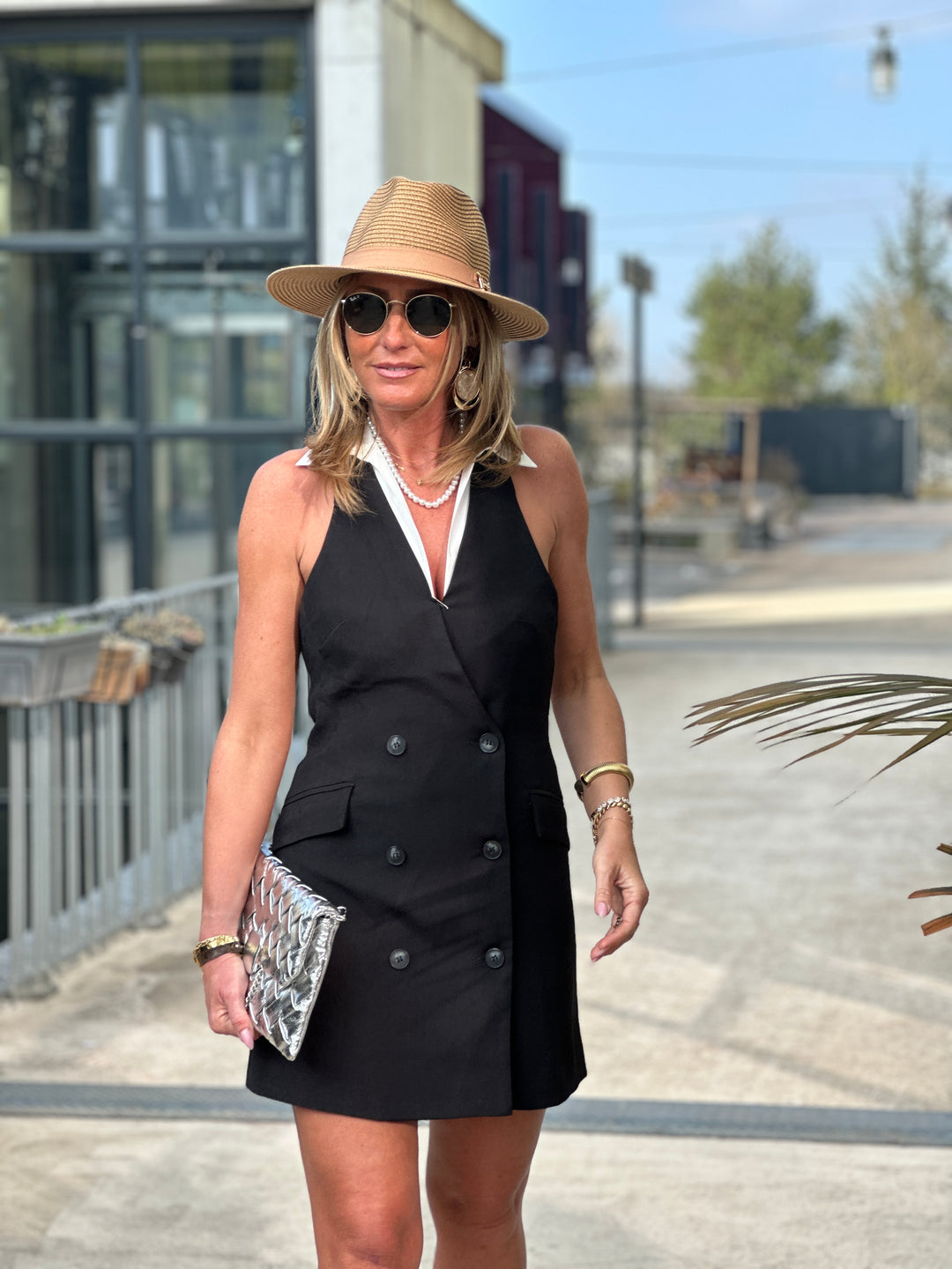 Robe blazer dos nu noir 563