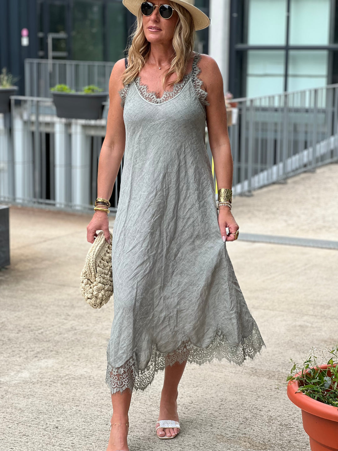 Robe lin aux dentelle 26700 kaki