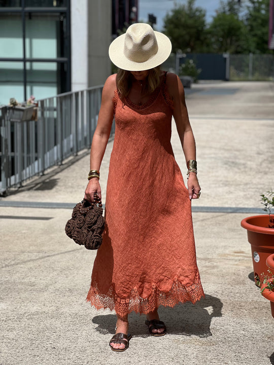 Robe lin aux dentelle 26700 terracotta
