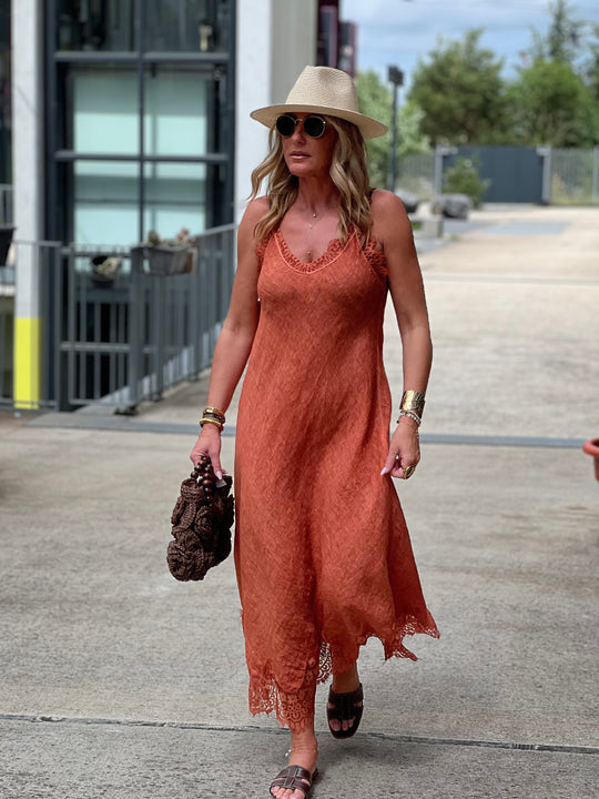 Robe lin aux dentelle 26700 terracotta
