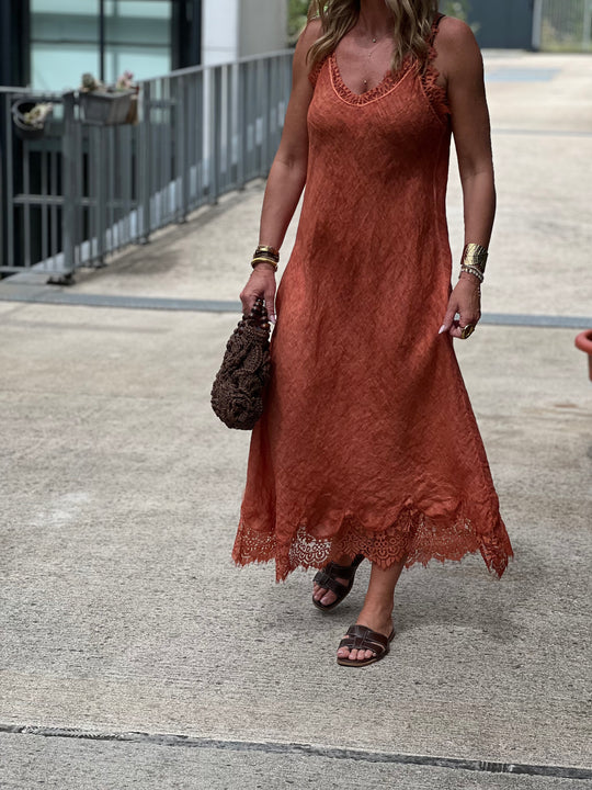 Robe lin aux dentelle 26700 terracotta