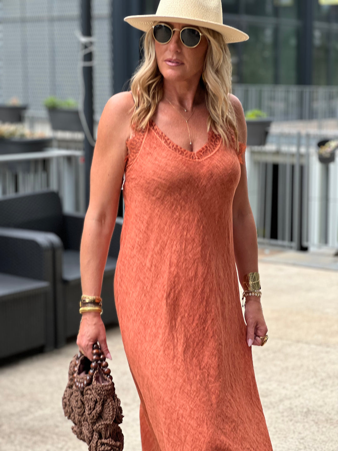 Robe lin aux dentelle 26700 terracotta