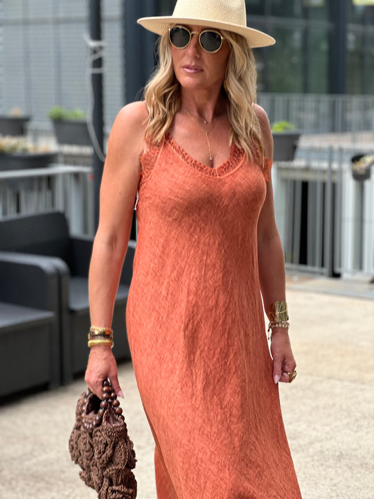 Robe lin aux dentelle 26700 terracotta