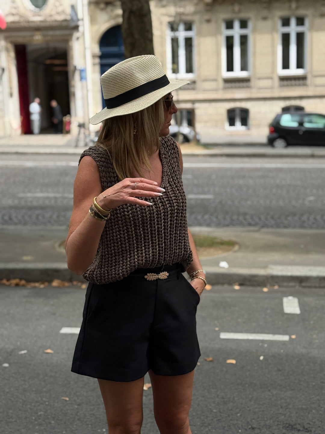 Pull sans manches strass 6024