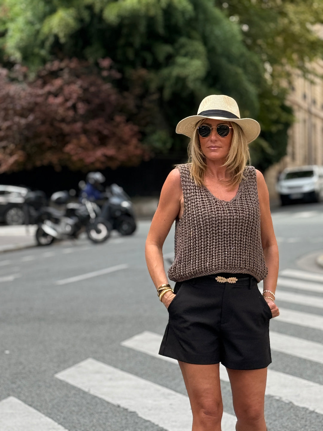 Pull sans manches strass 6024