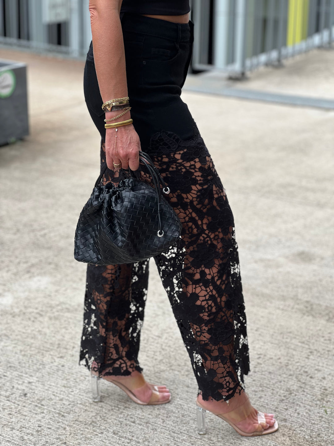 Jean noir aux dentelles 8212