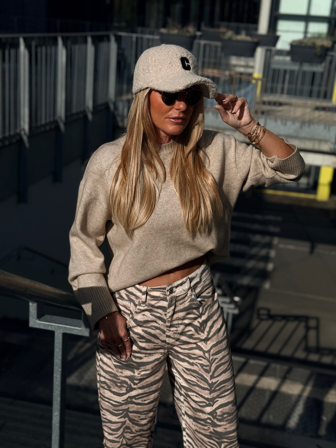Pull simple loose PL4950 beige