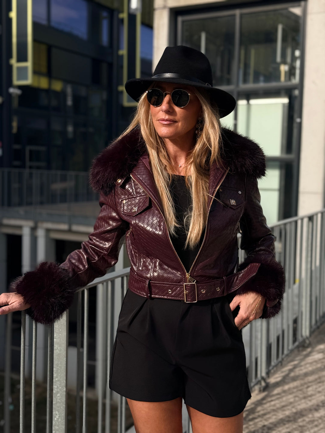 Veste similicuir matelassé fourrure bordeaux 70805