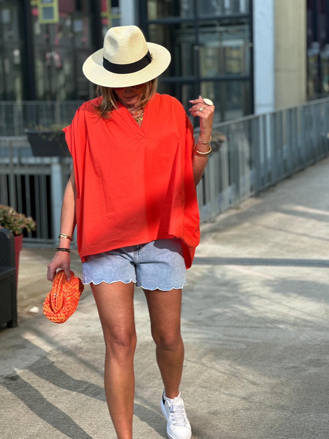 Blouse volant col V orange