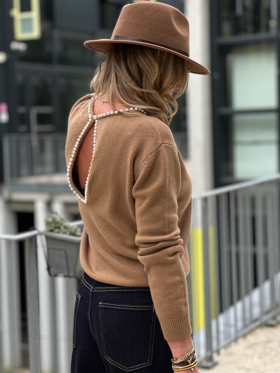 Pull perles Carla 5064