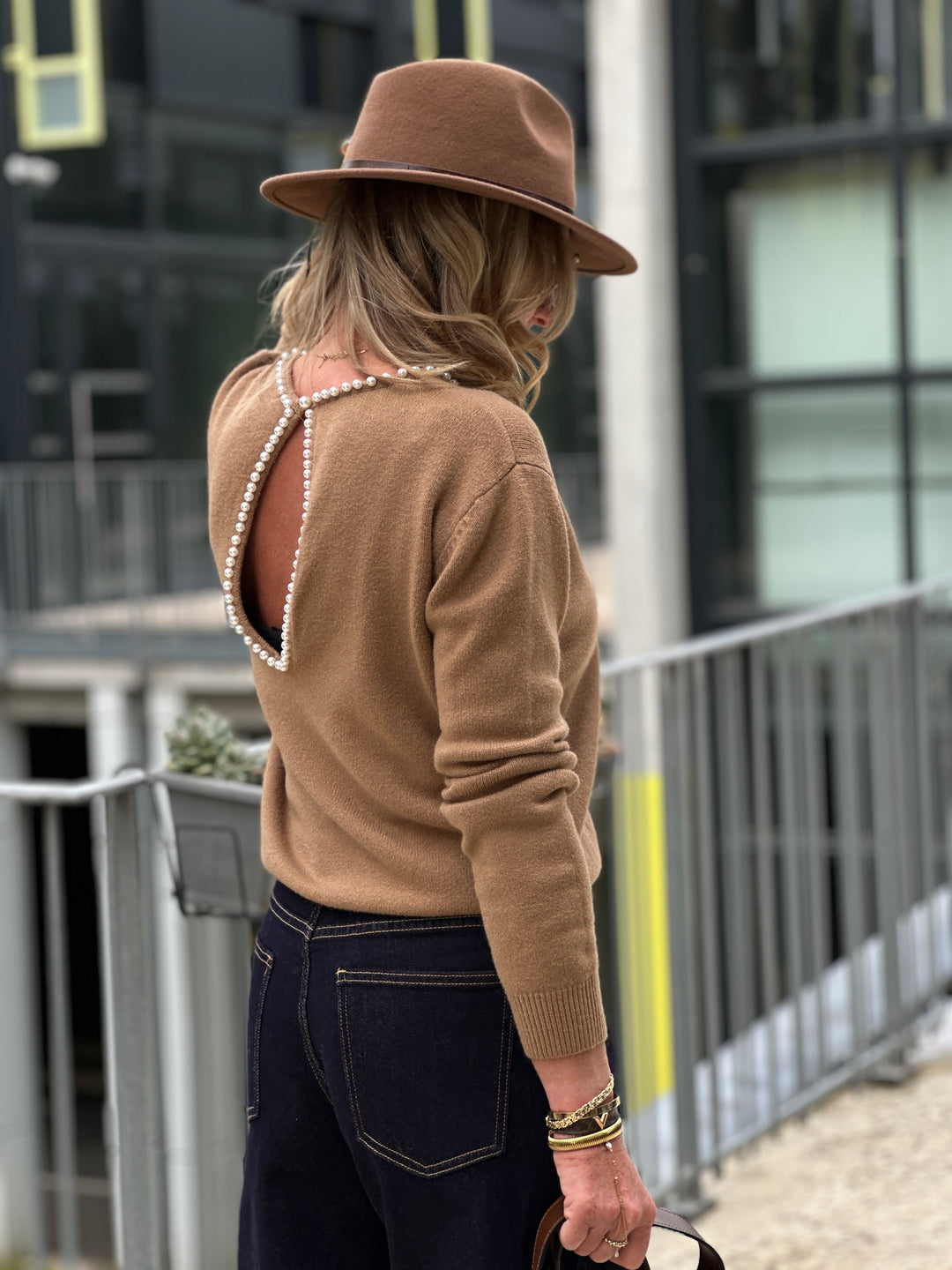 Pull perles Carla 5064