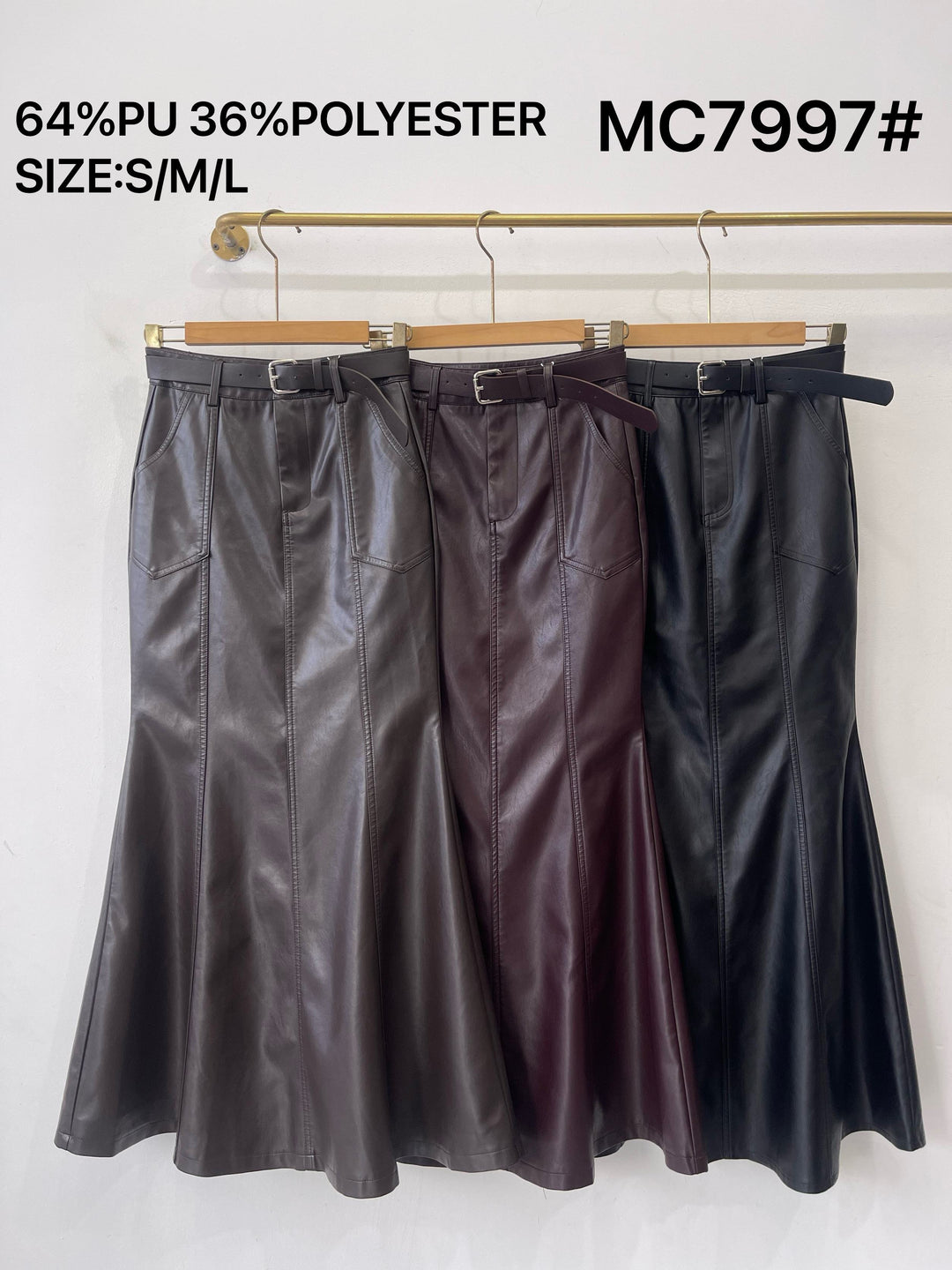 Jupe similicuir longue évasée Noir 7997