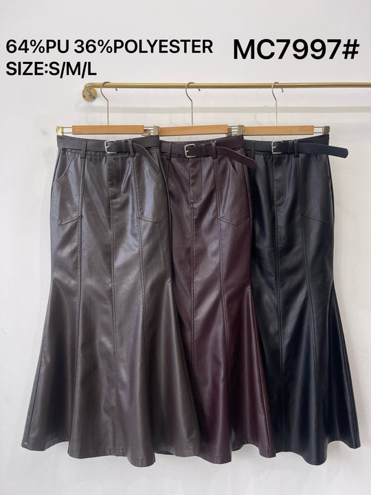 Jupe similicuir longue évasée Noir 7997