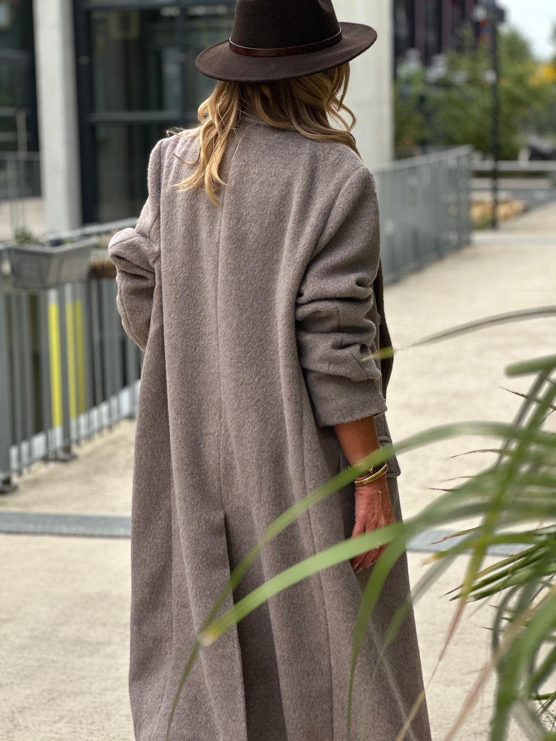 Manteau long beige clair boutons 24768