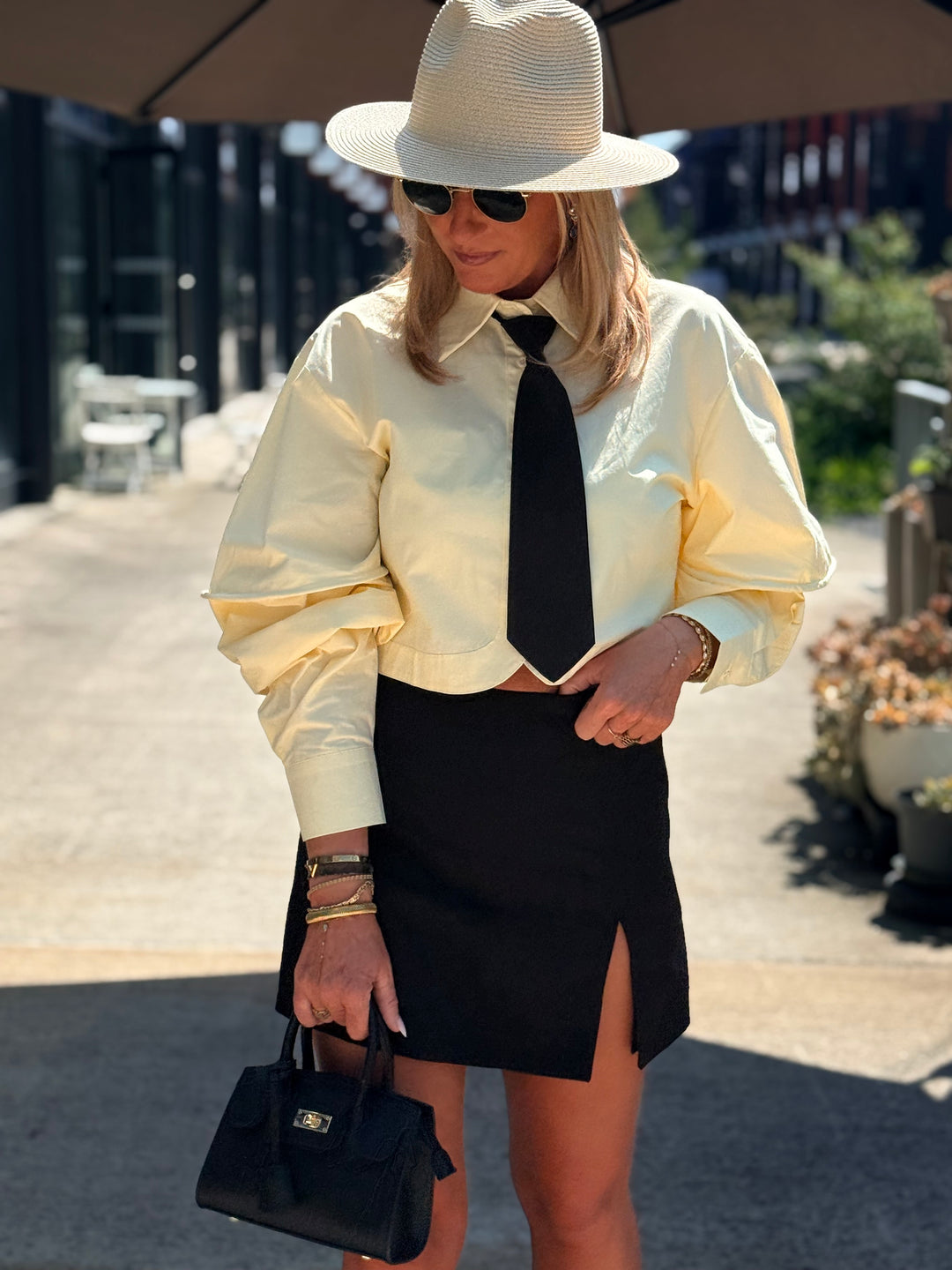 Chemise crop top JAUNE avec cravate 12915