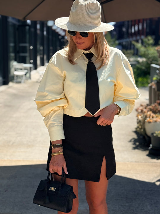 Chemise crop top JAUNE avec cravate 12915