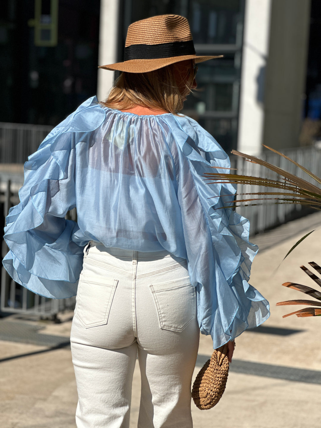 Blouse bouffante volant Bleu flamenco