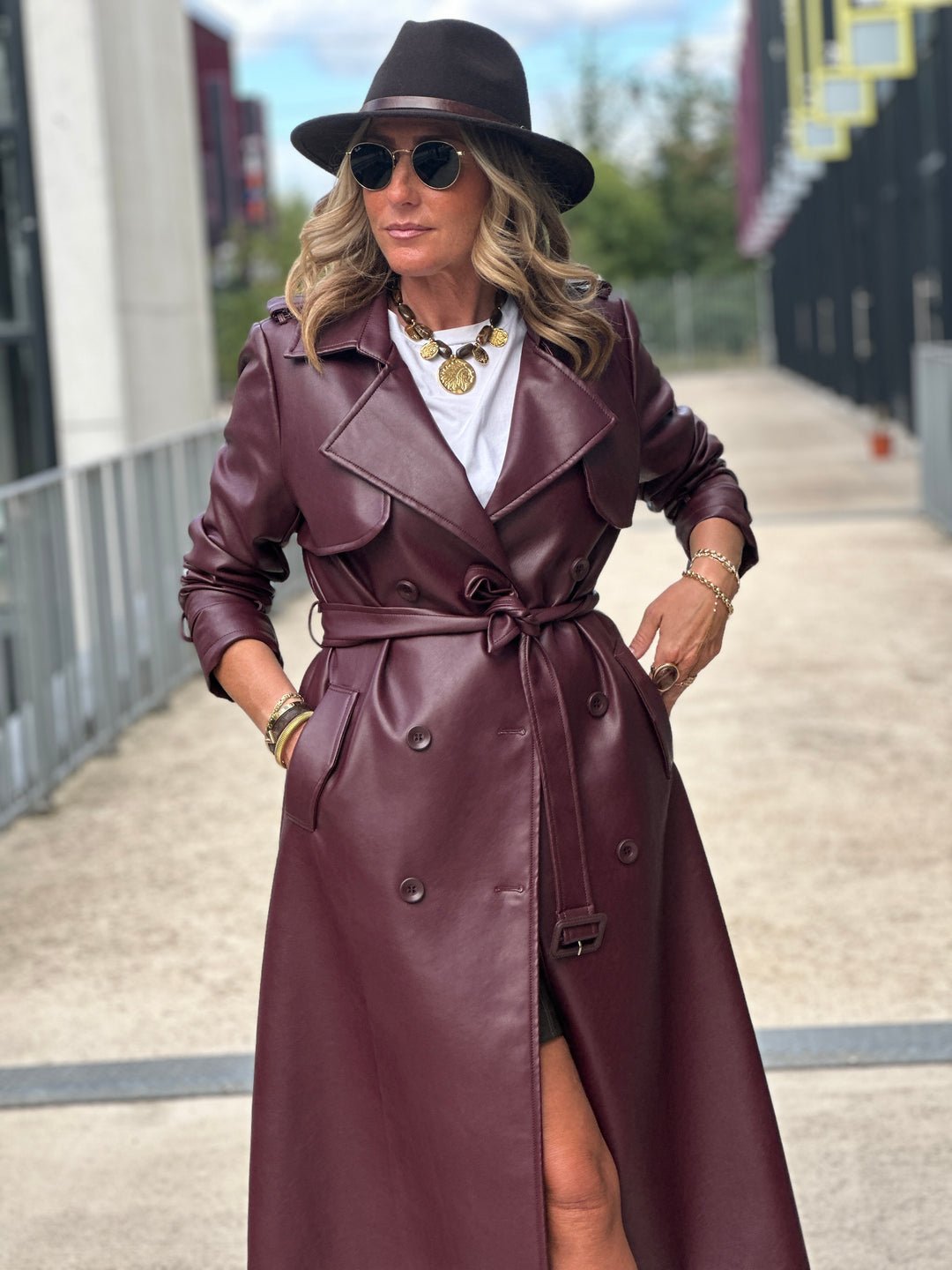 Trench long bordeaux similicuir 202108