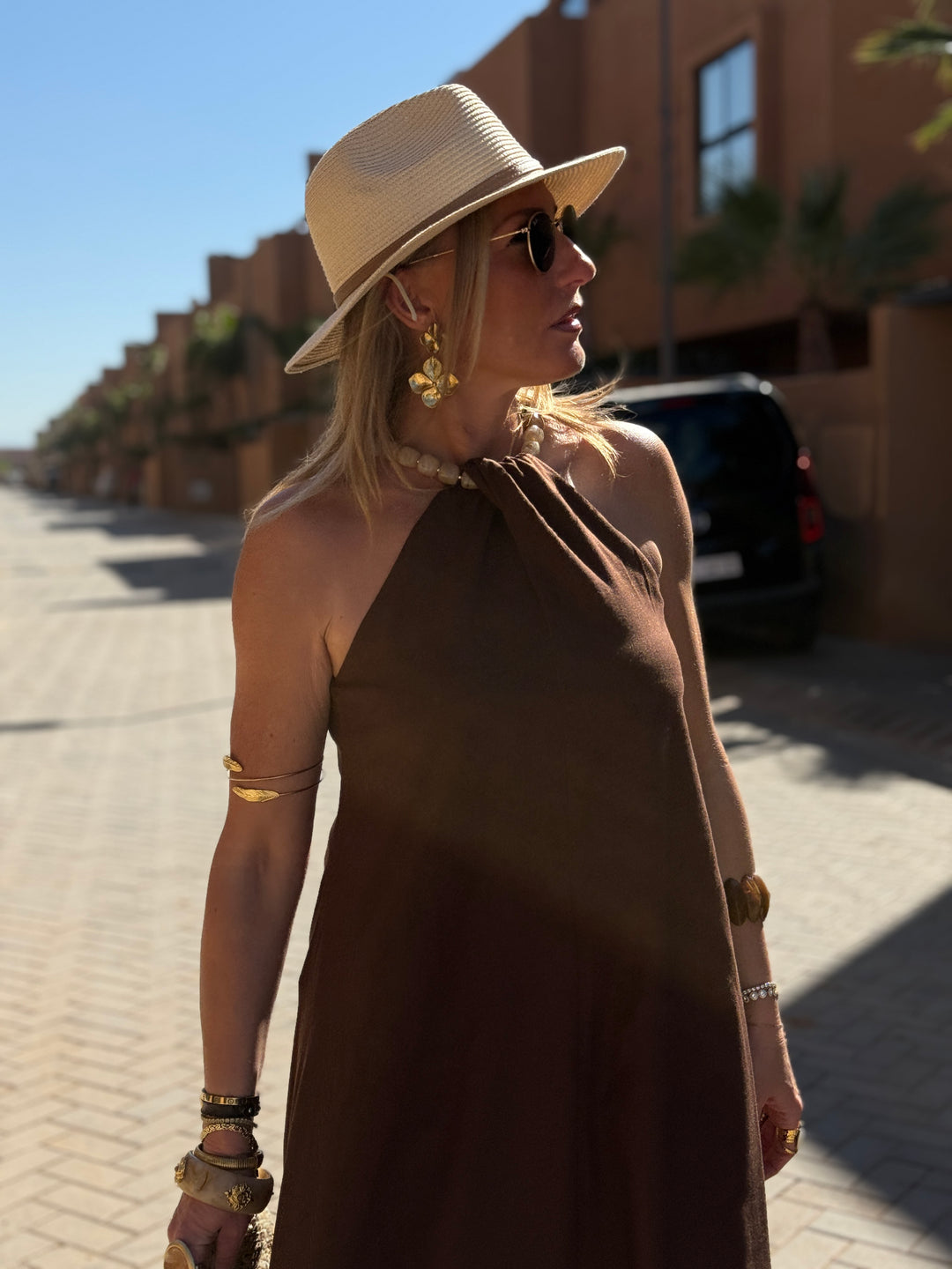 Robe Lin col perlé choco 9515