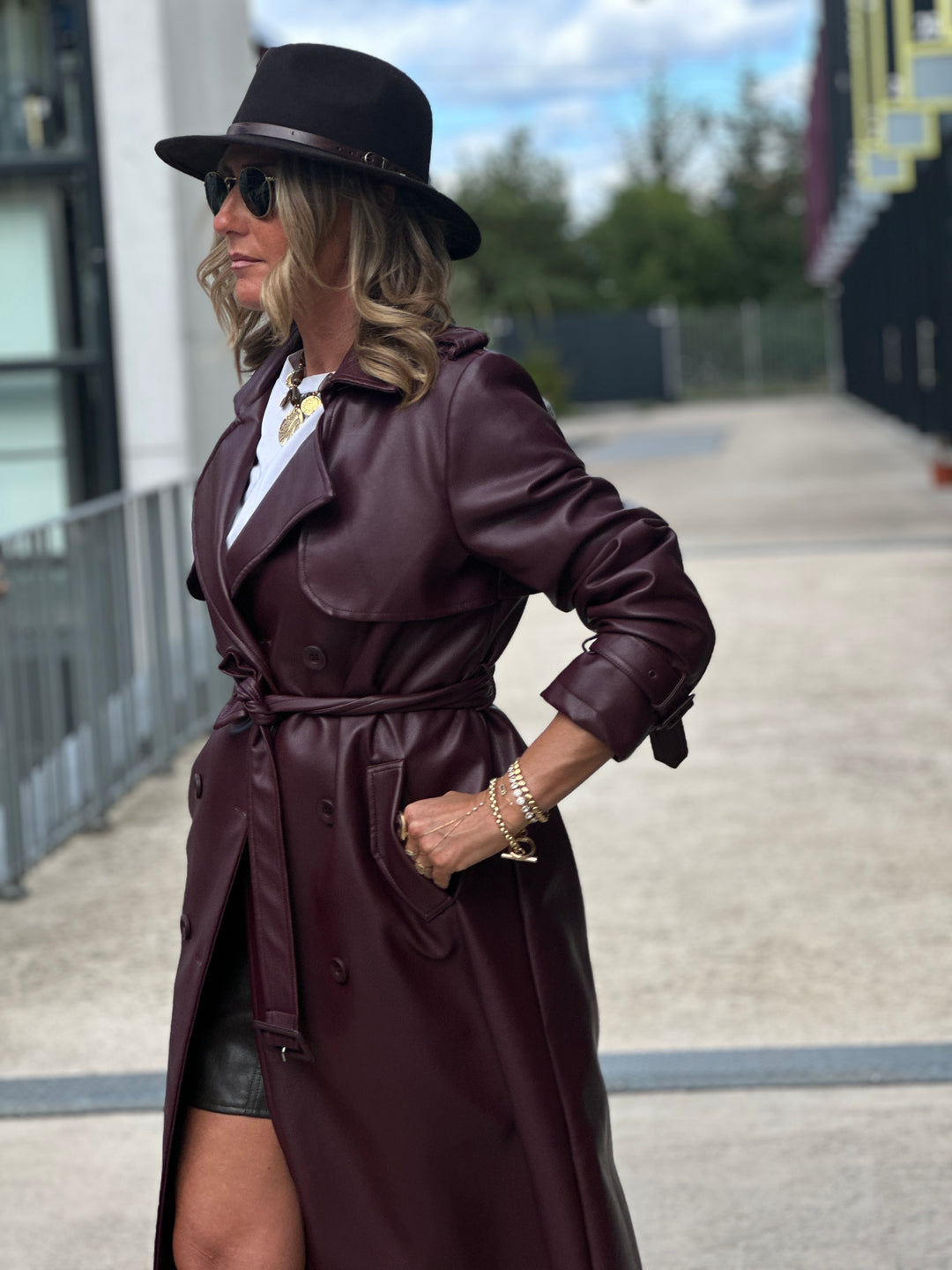 Trench long bordeaux similicuir 202108