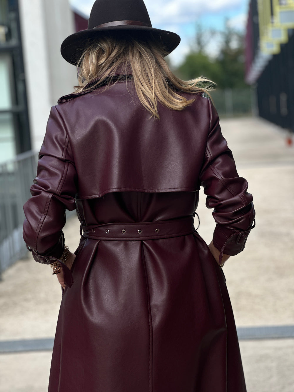 Trench long bordeaux similicuir 202108