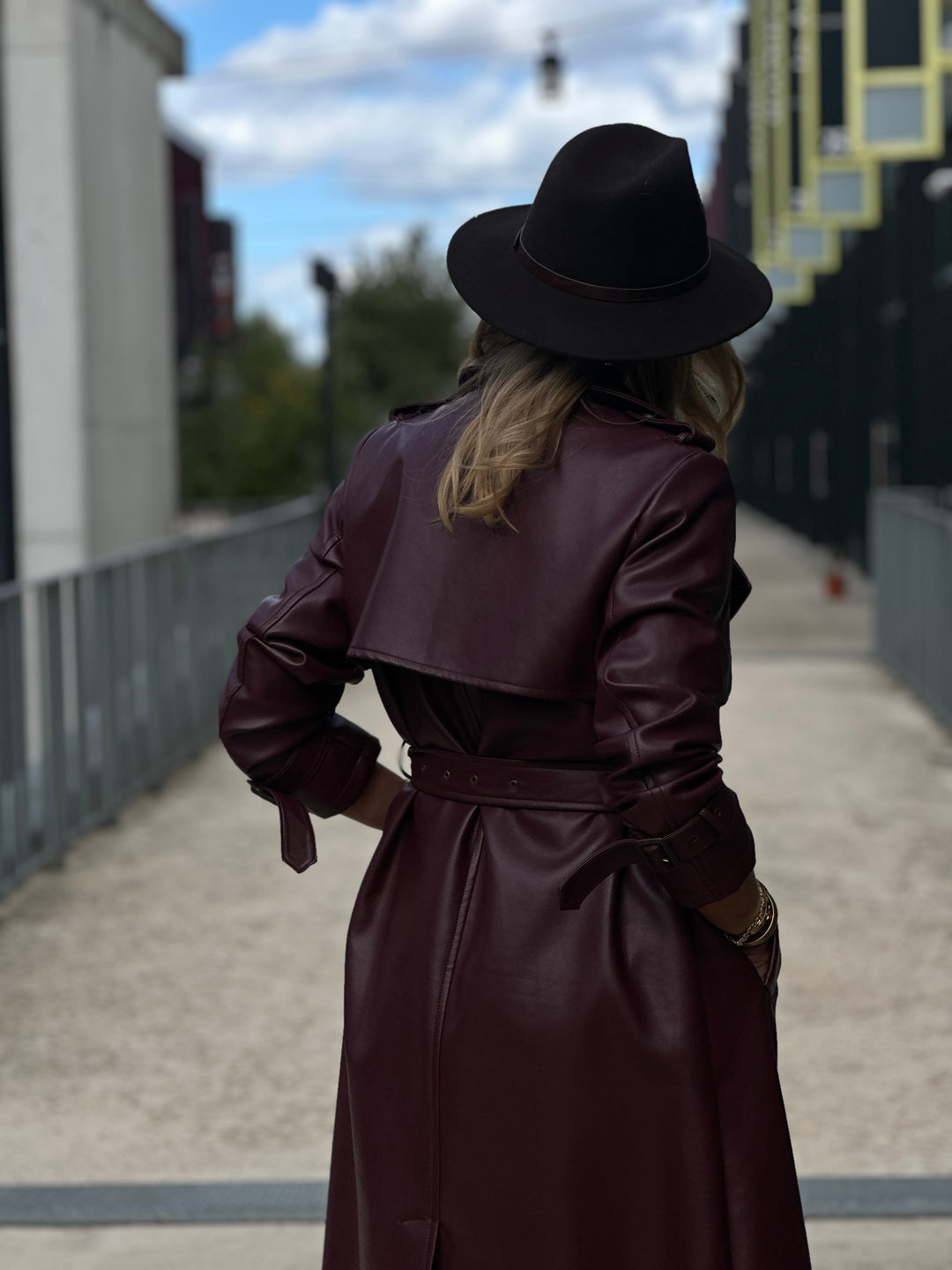 Trench long bordeaux similicuir 202108