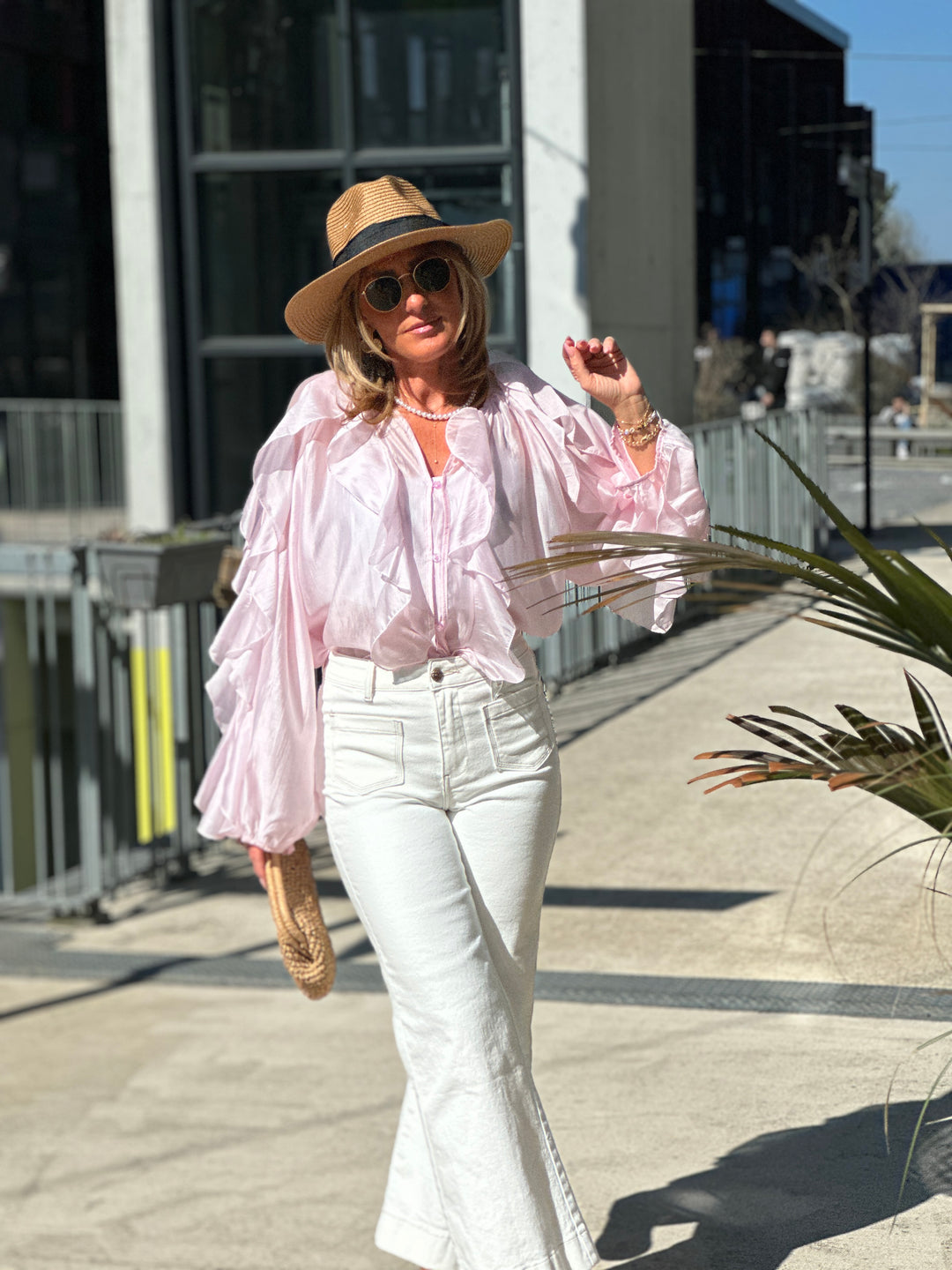 Blouse bouffante volant rose flamenco