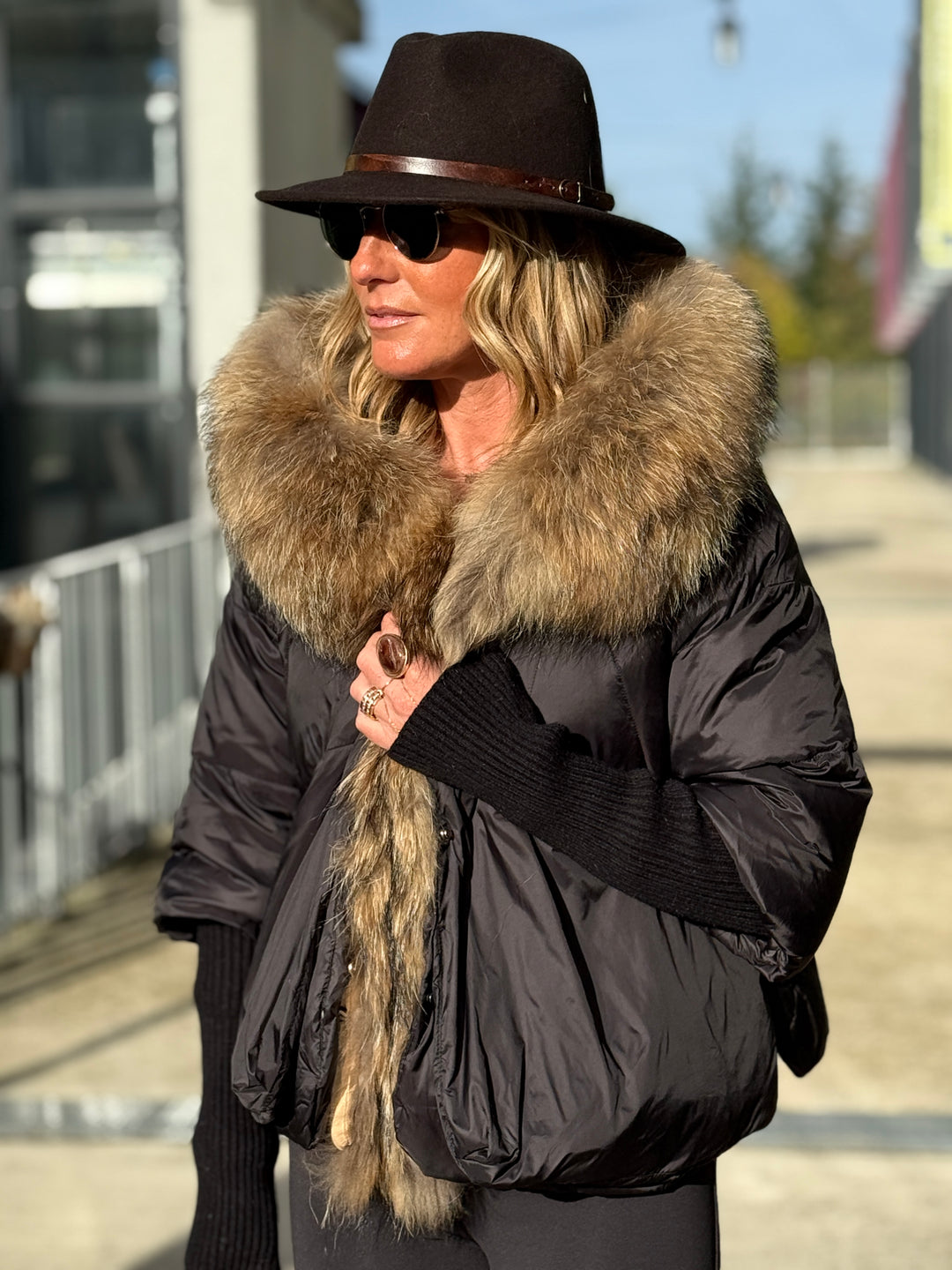 Doudoune court capuche renard