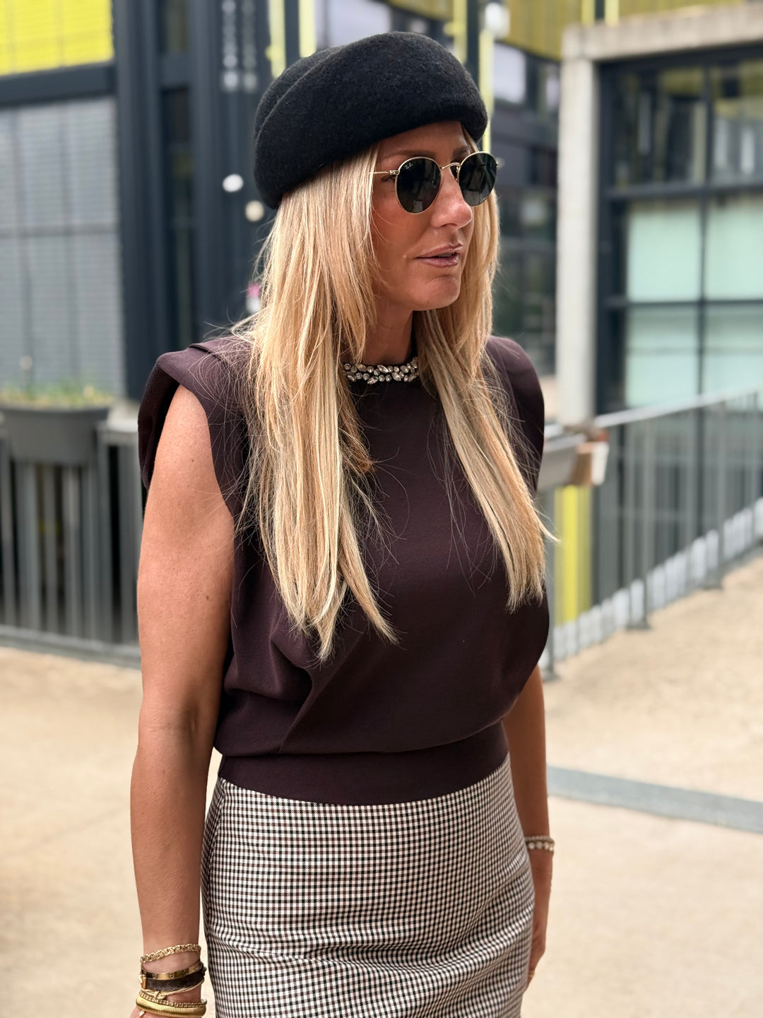Pull maille épaulette aux strass 6878 Choco