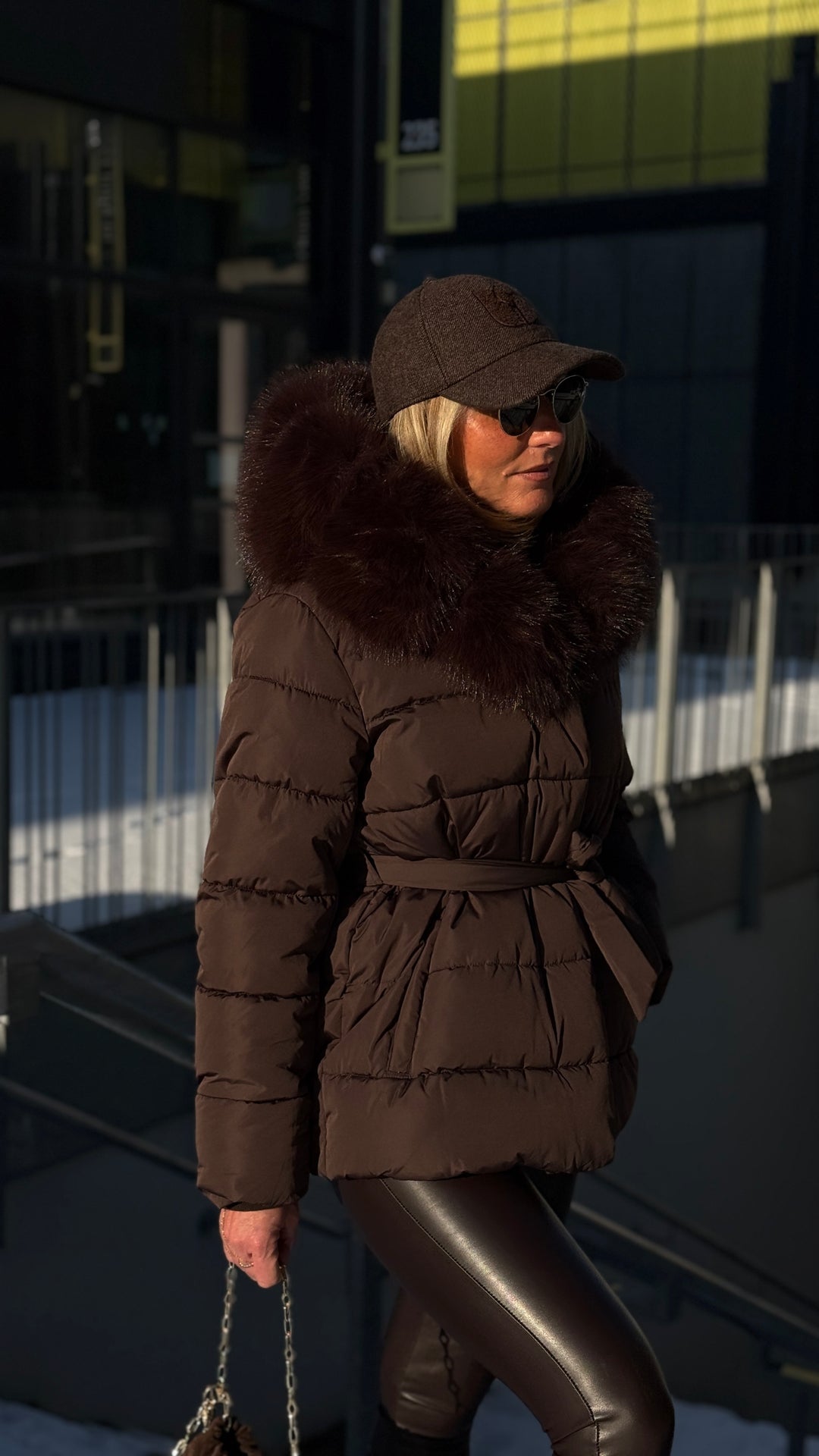 doudoune choco grand col fourrure w5006