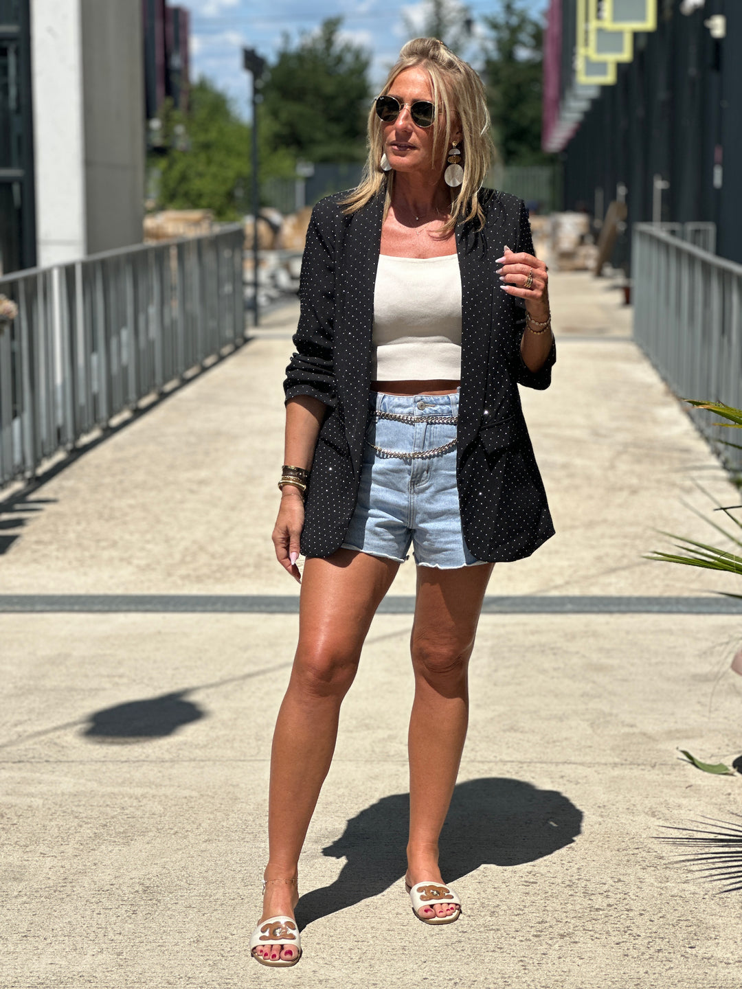 Blazer manches froncées strass