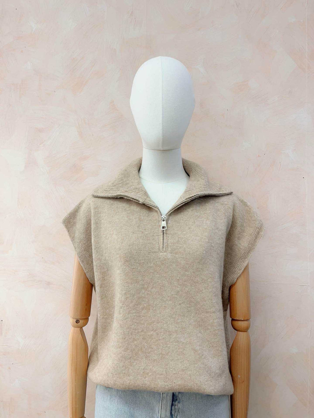 Pull sans manche col zip taupe  1058