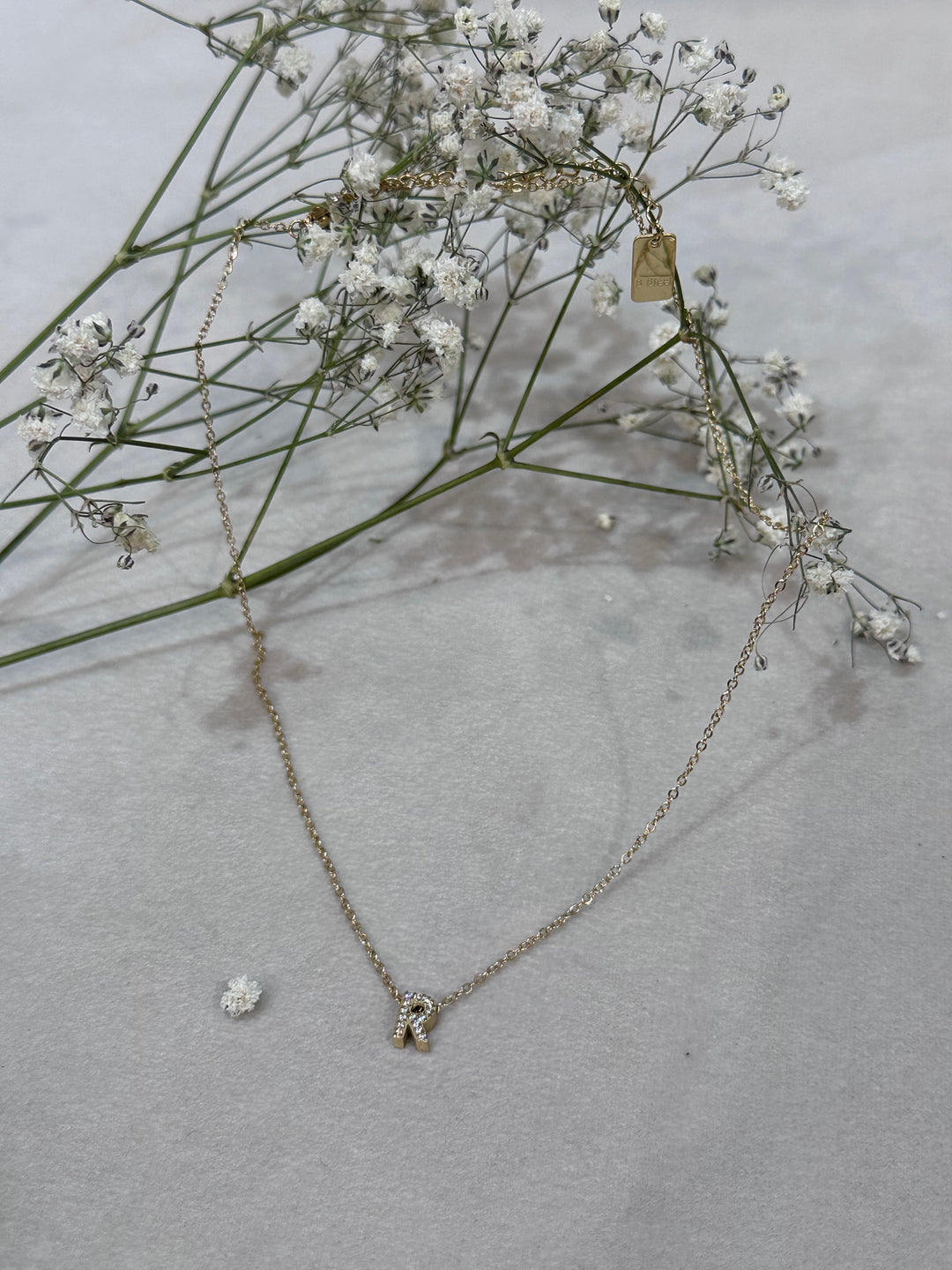 Collier chaîne lettre