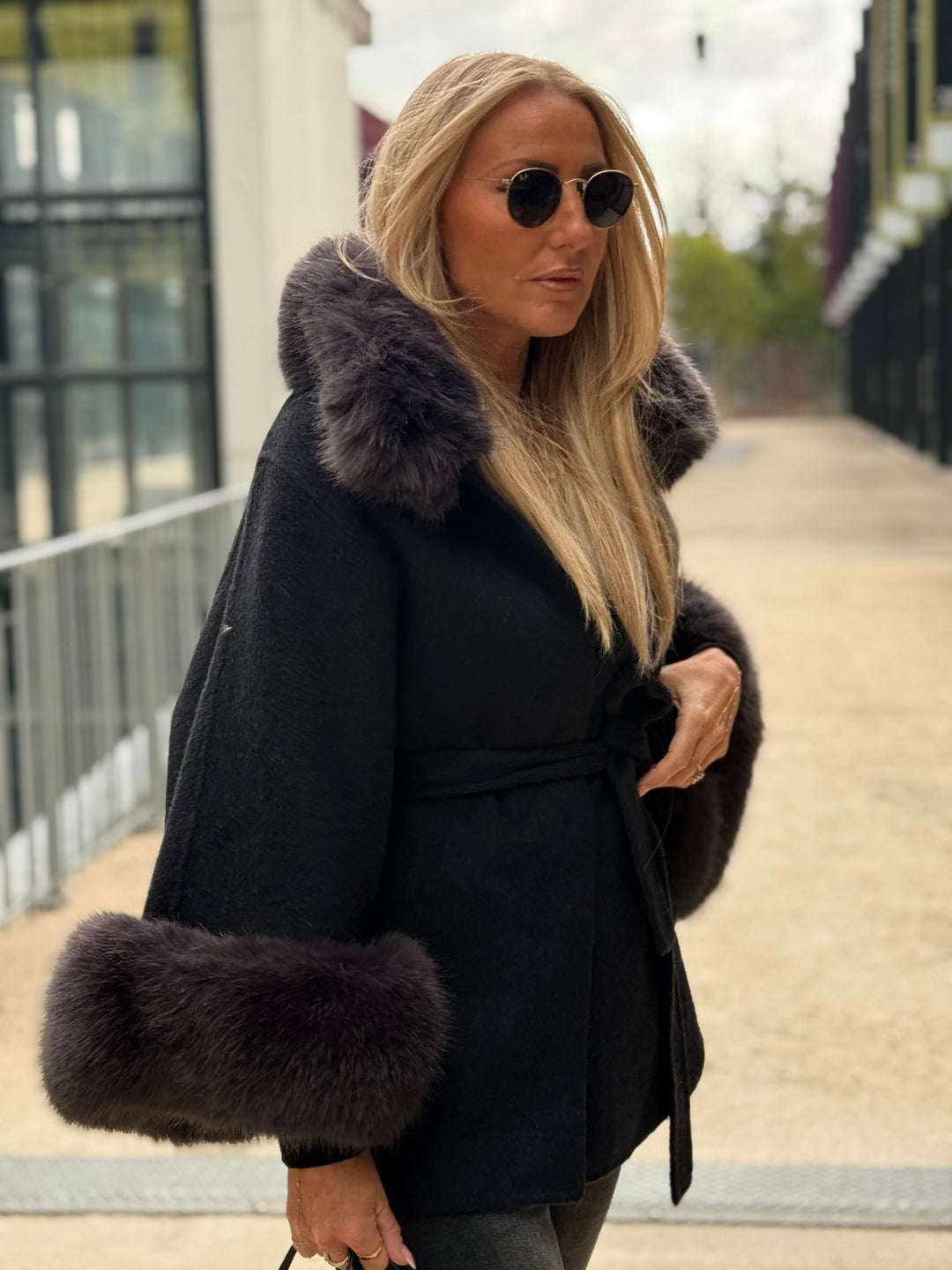 Manteau laine aux fourrures Gris 26134