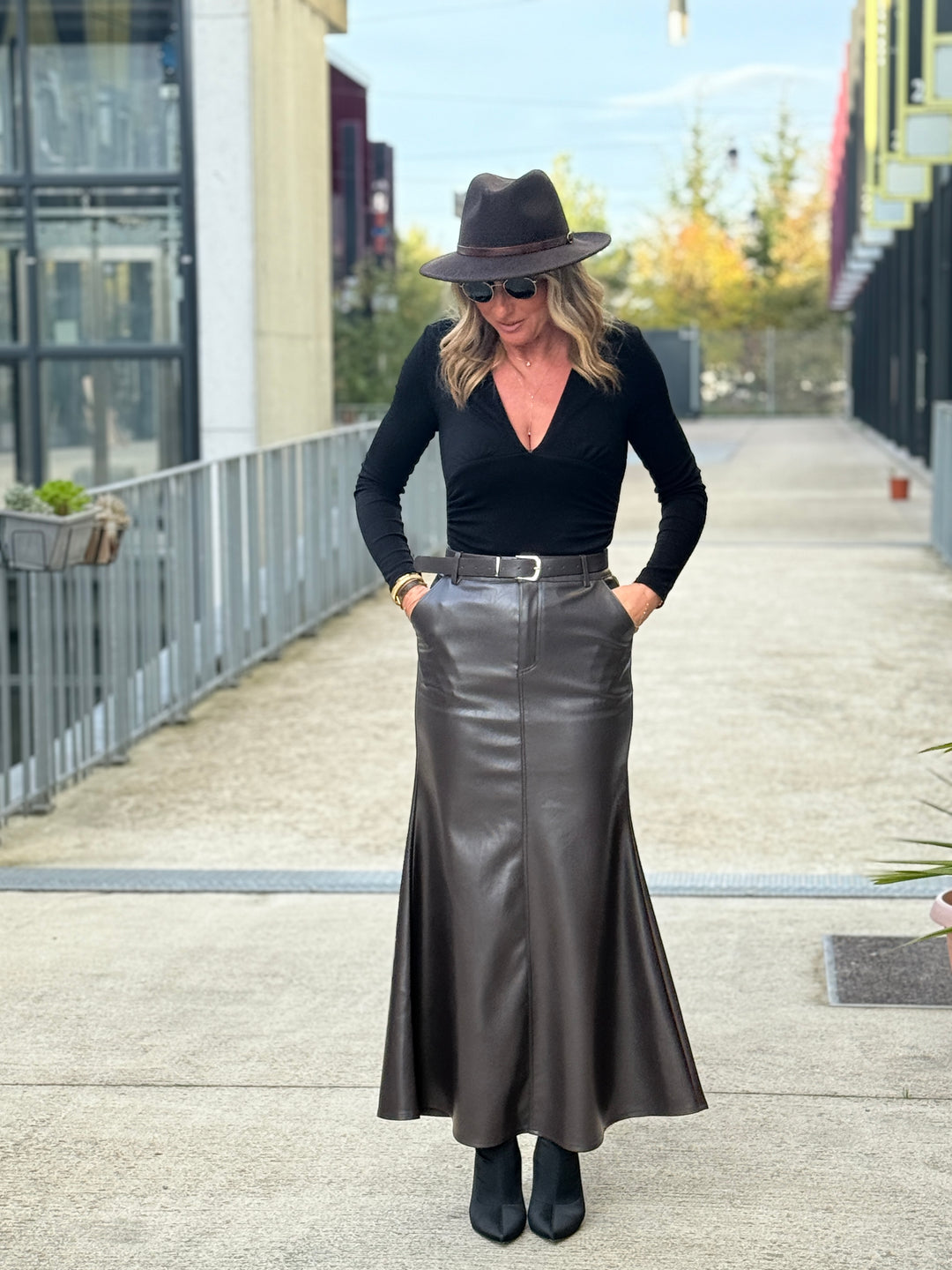 Jupe similicuir longue évasée Noir 2001