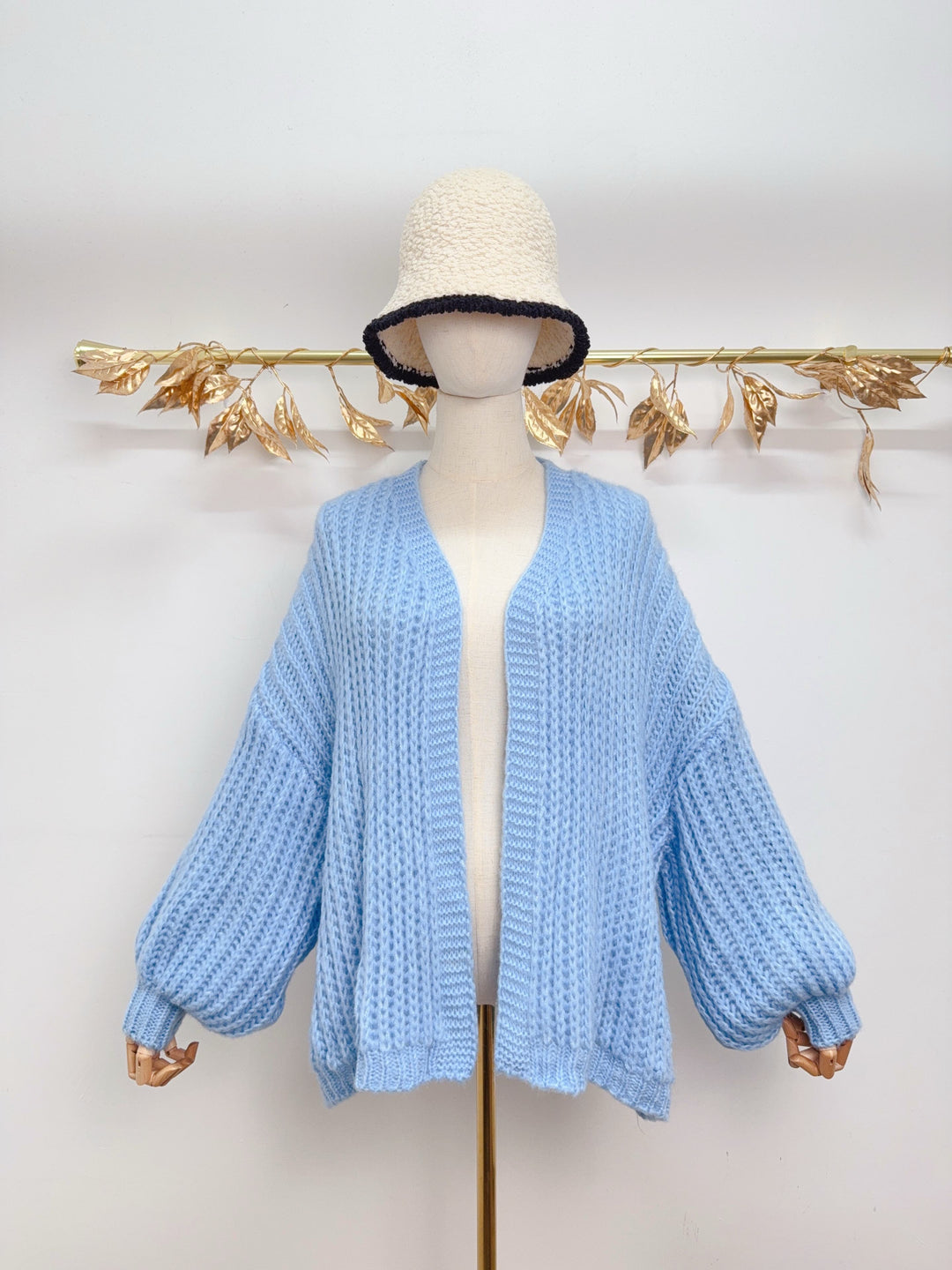 Gilet simples manches bouffantes 0339