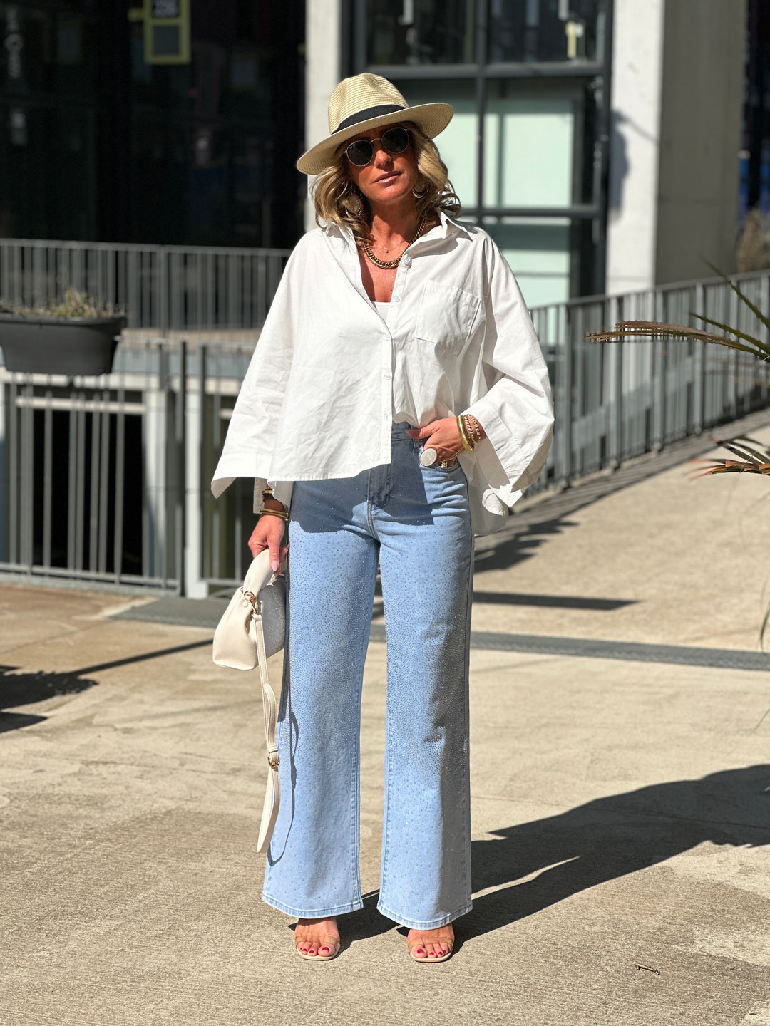 Jean droit strass Bleu MG717 (strass devant)