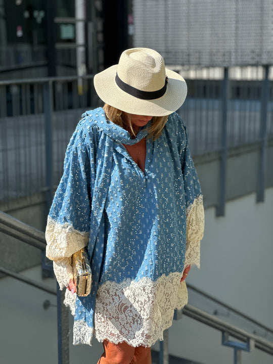 Robe jean bleue foncé avec broderie  R5910
