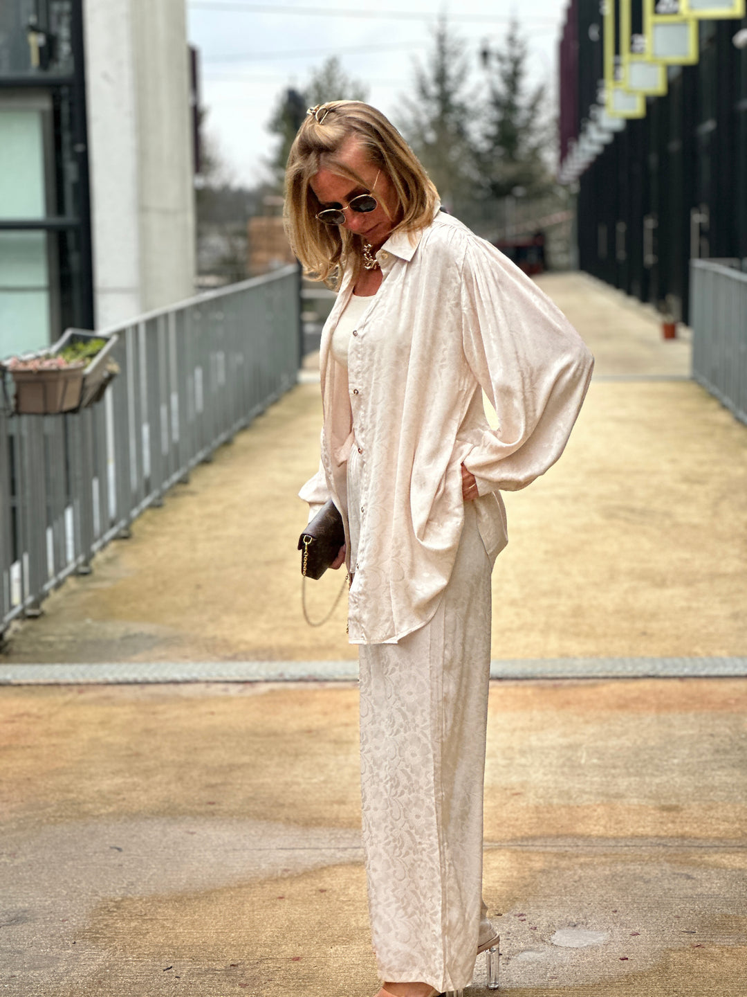 Ensemble satin imprimé beige