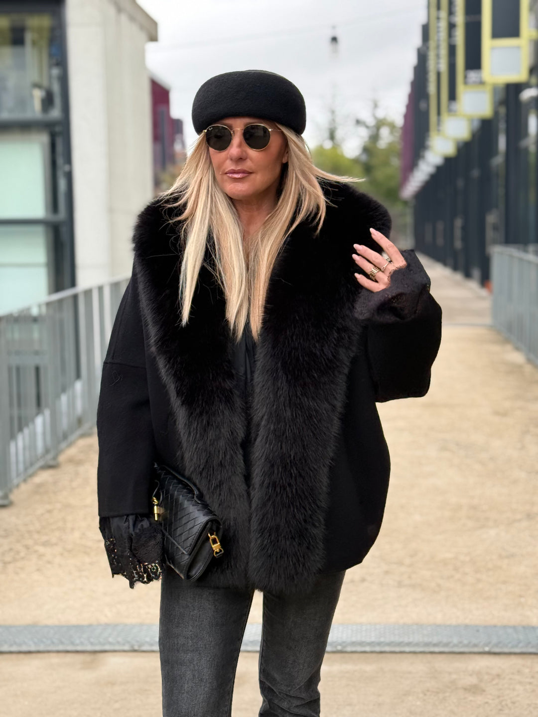 Manteau laine bandes fourrures Noir