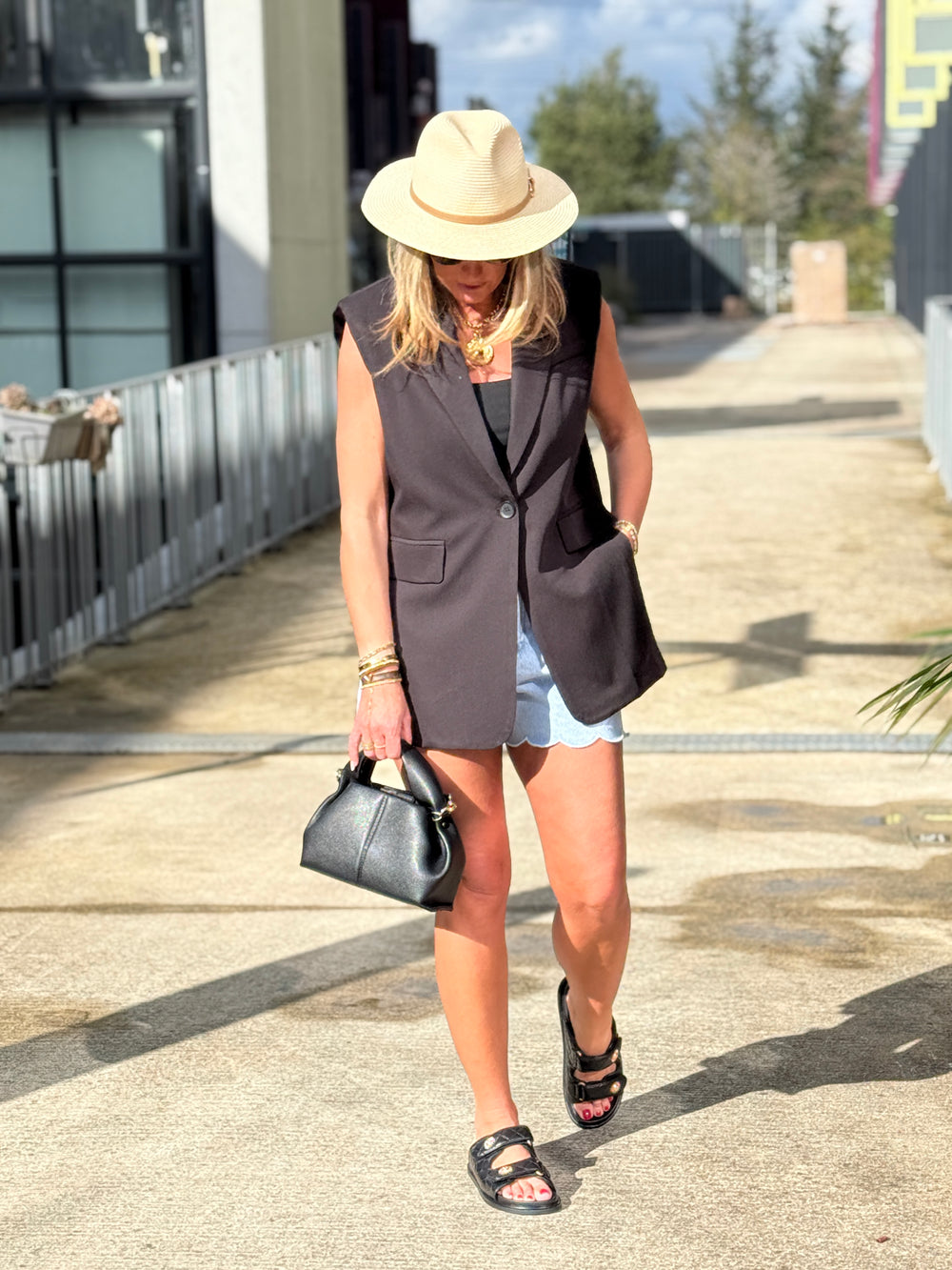 Blazer sans manches fentes sur le côté Noir 3957