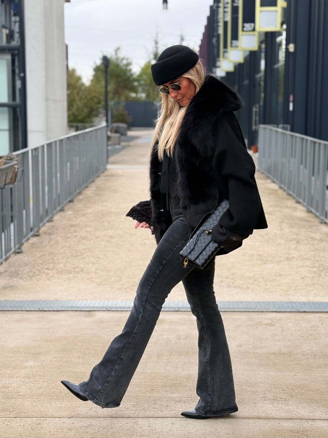 Manteau laine bandes fourrures Noir